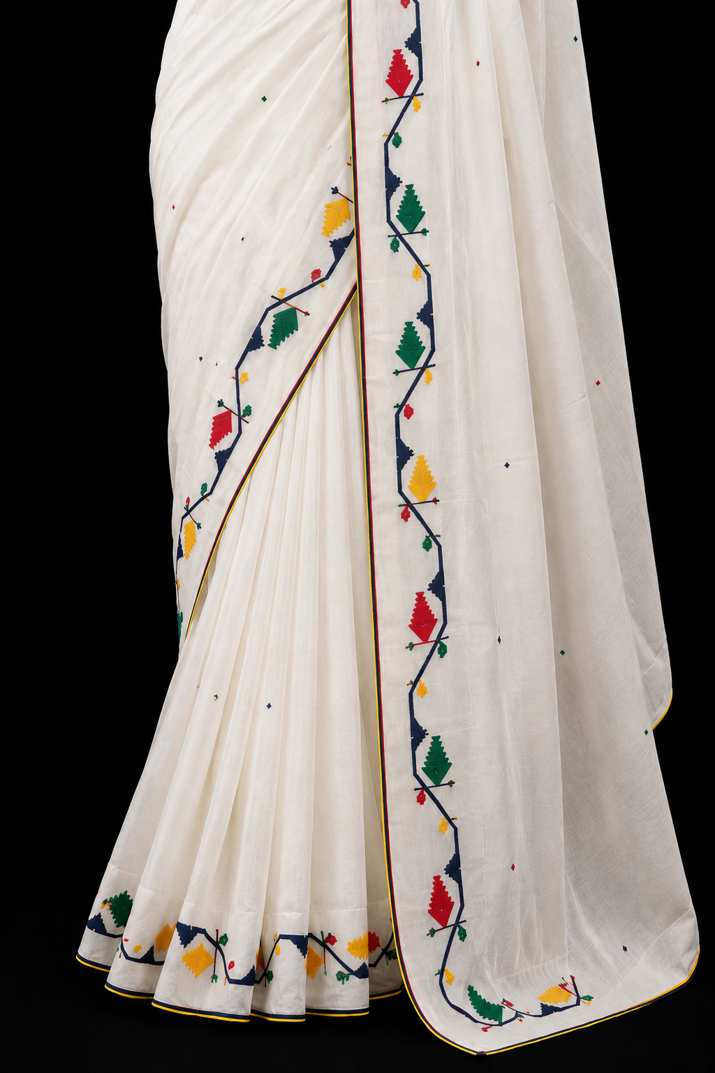 Alpona Muse Jamdani Saree with Statement Blouse